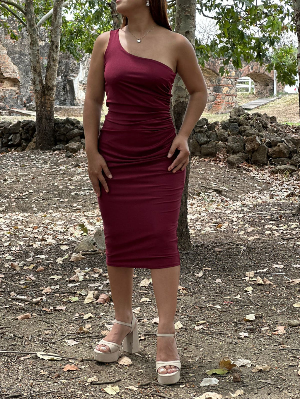 Vestido largo tallado