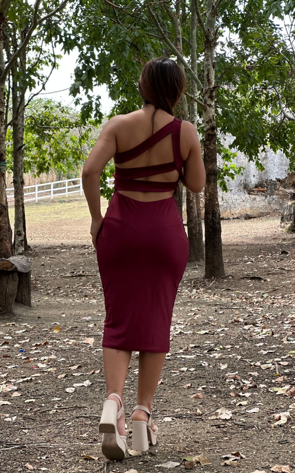 Vestido largo tallado