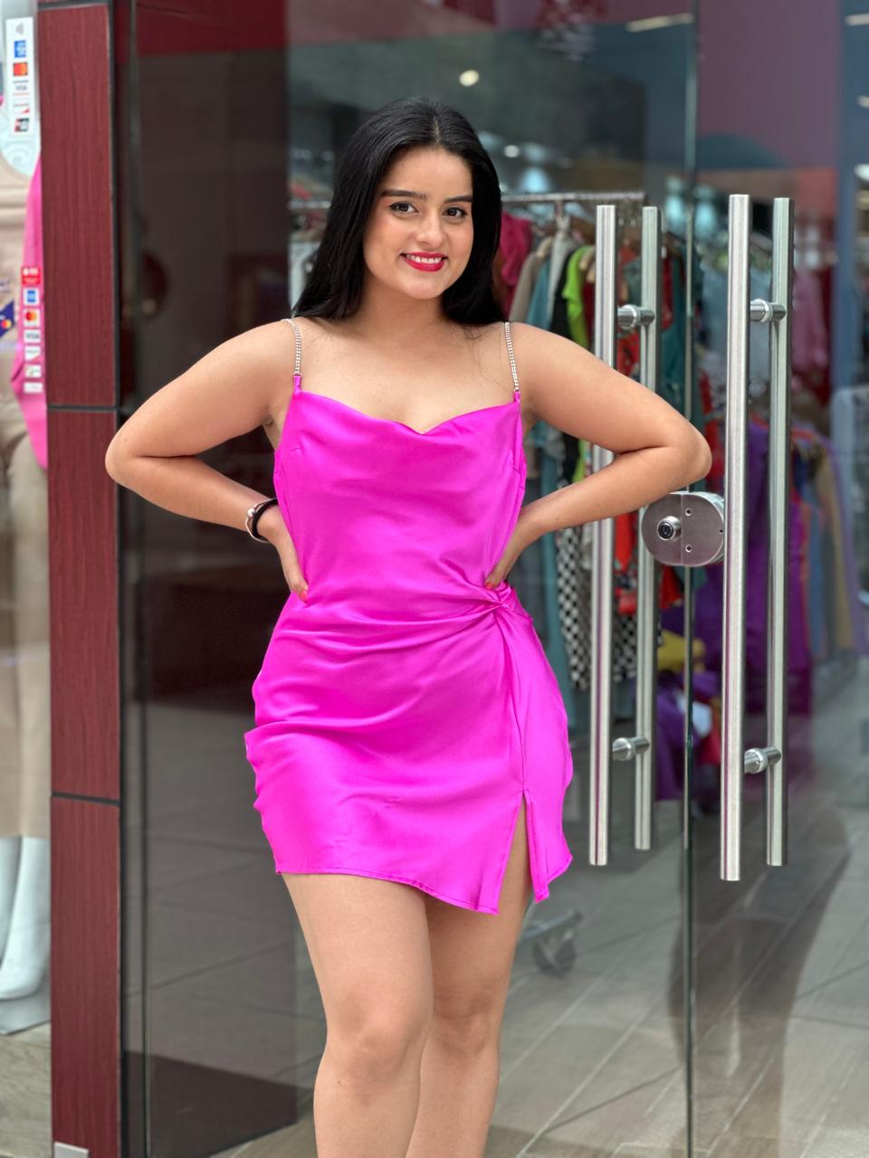 Vestido tirantes brillantes