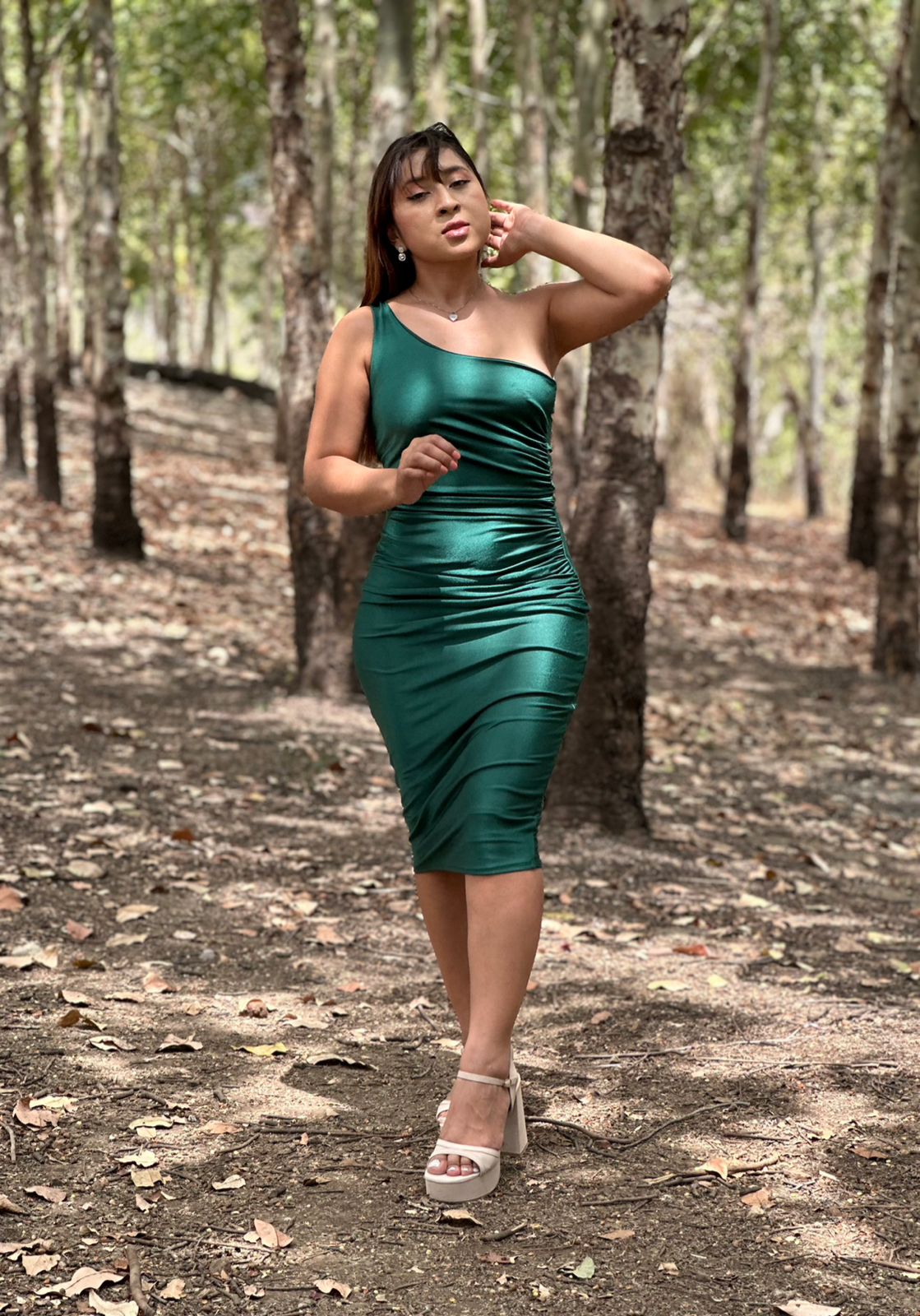 Vestido largo tallado