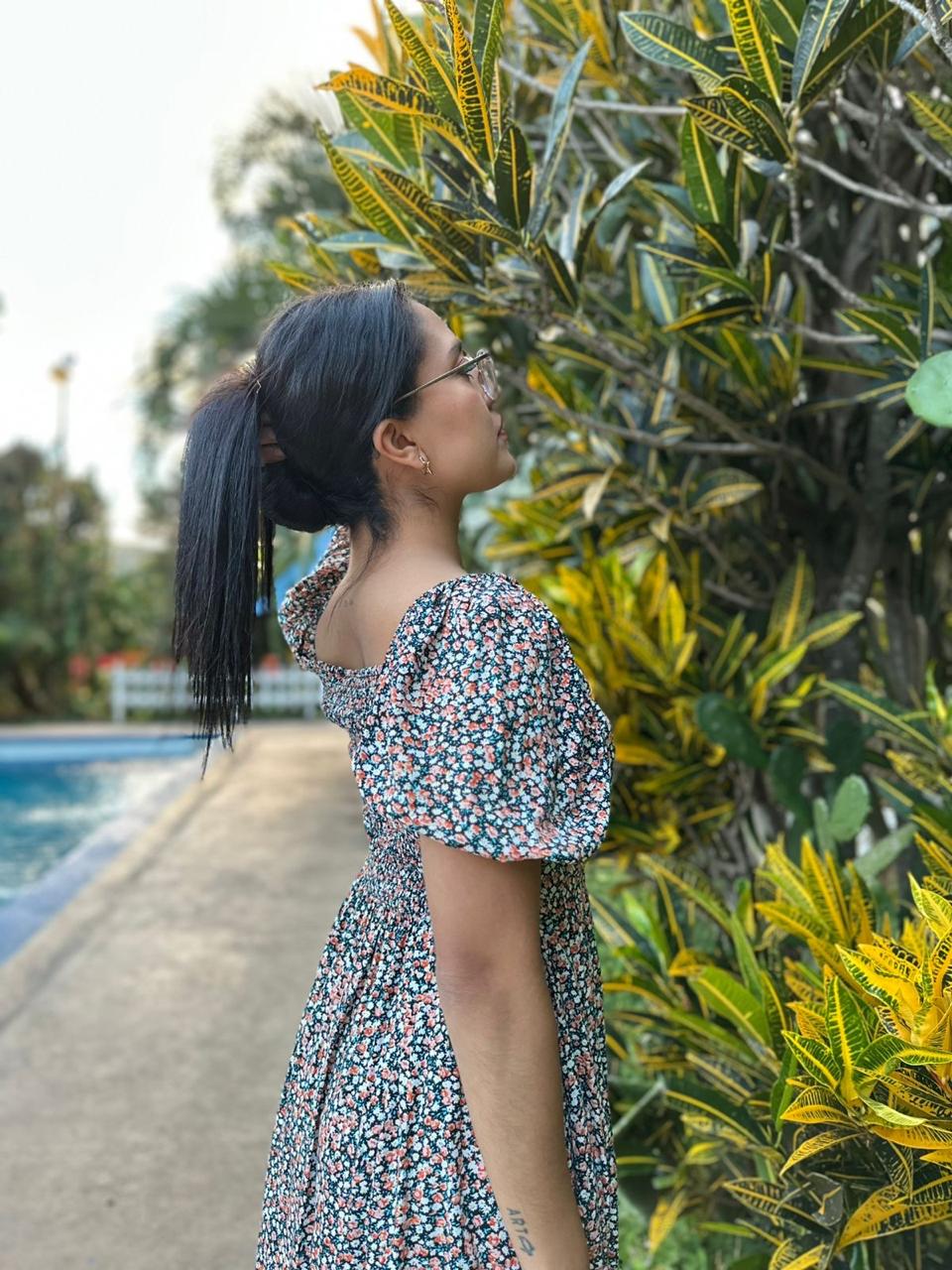 VESTIDO FLORAL CORTO