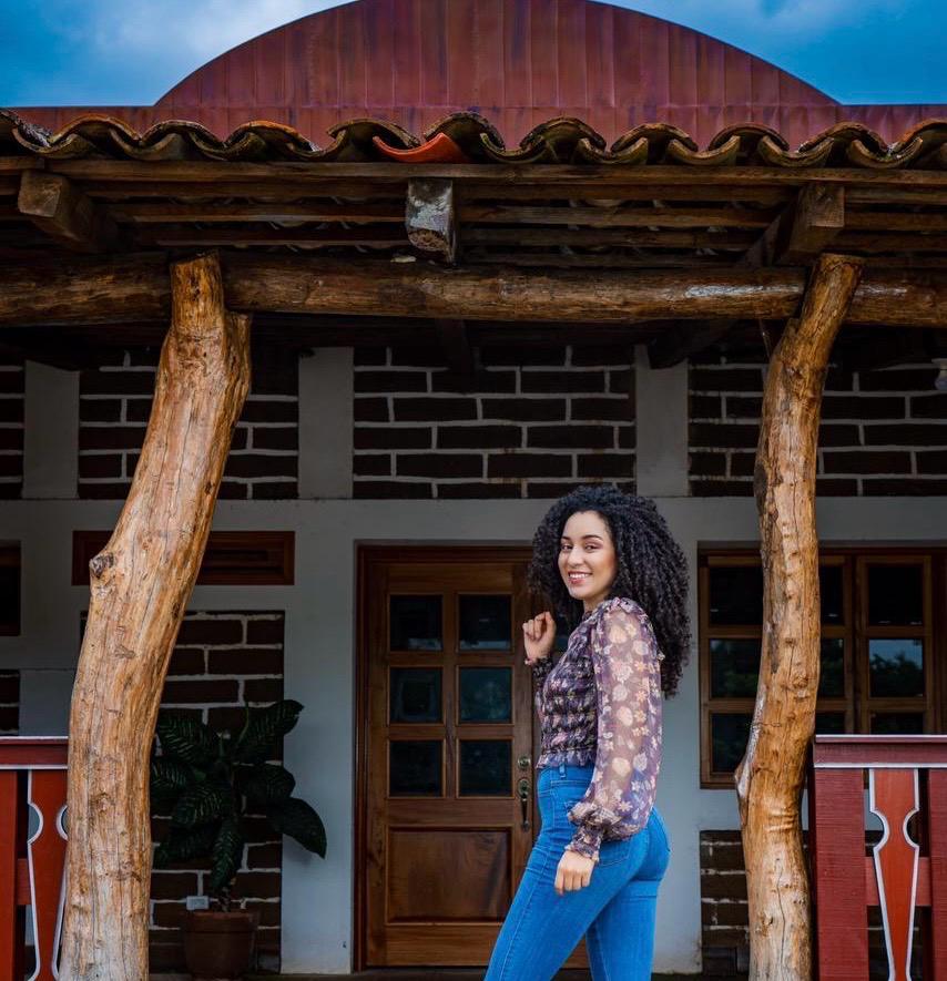 BLUSA MANGA LARGA FLOREADA