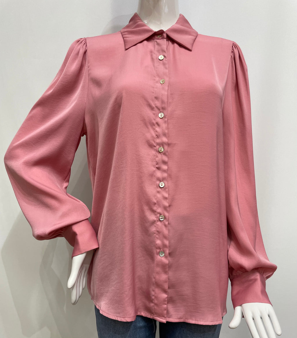 Blusa estilo camisero