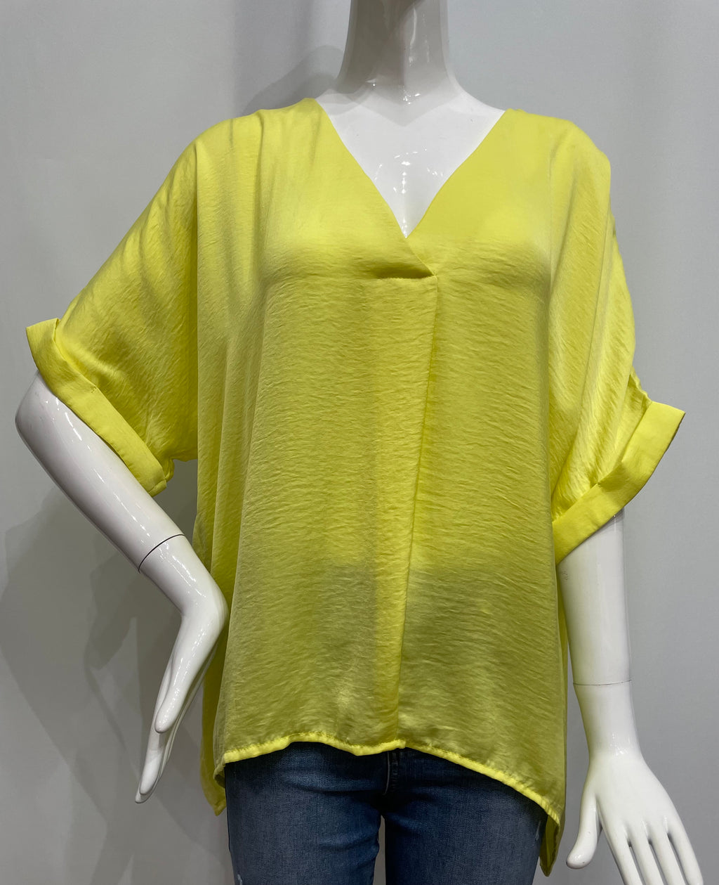 Blusa cuello V holgada