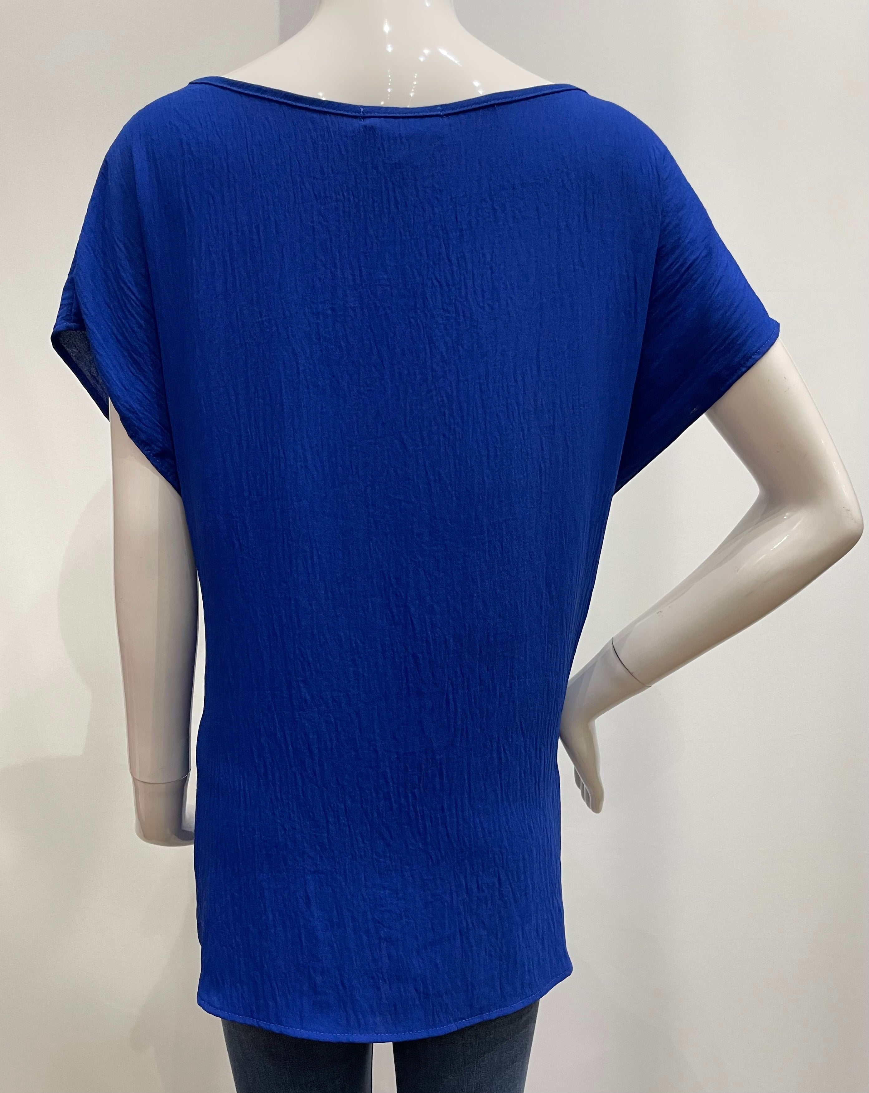 Blusa con nudo