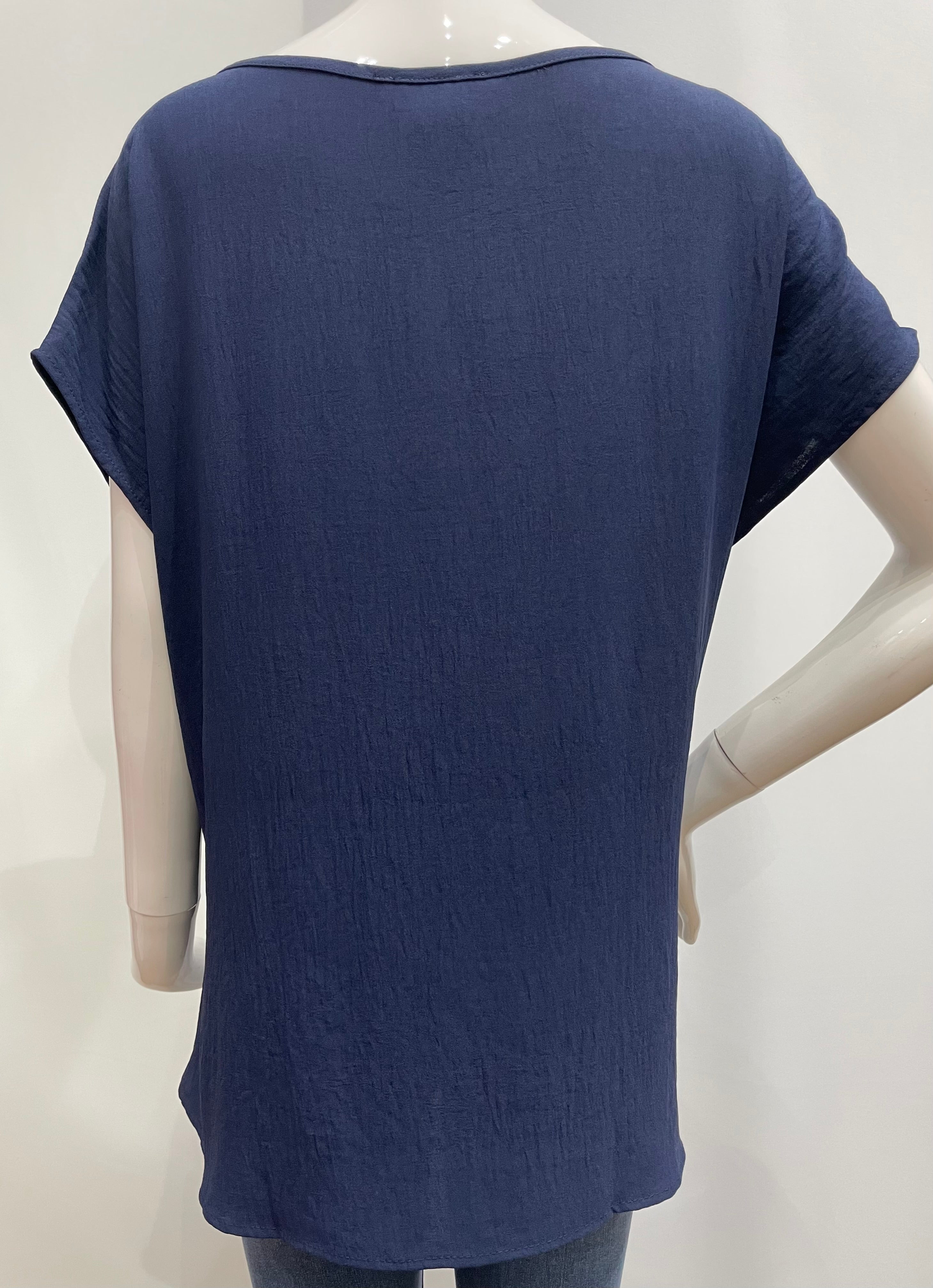 Blusa con nudo