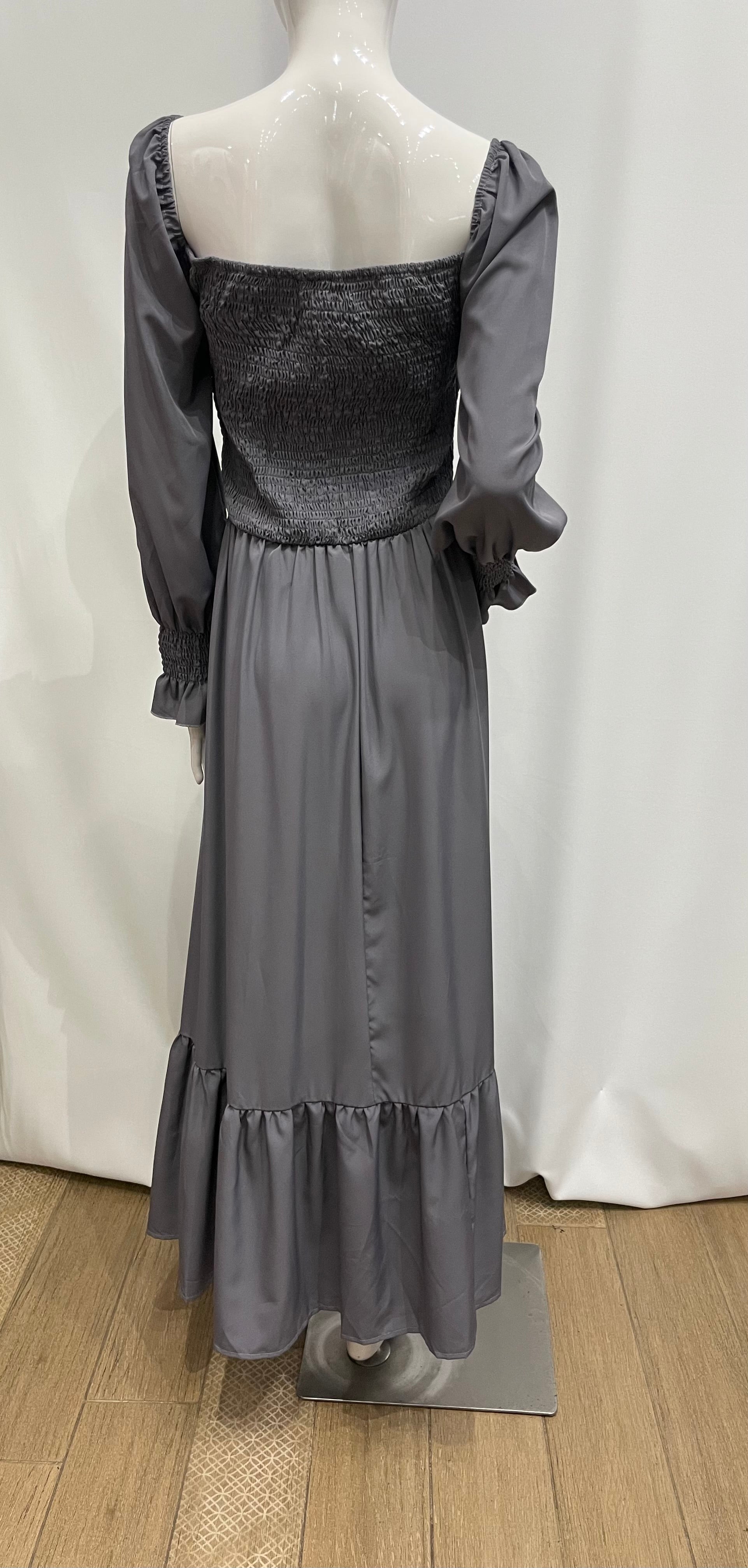 Vestido escote cuadrado