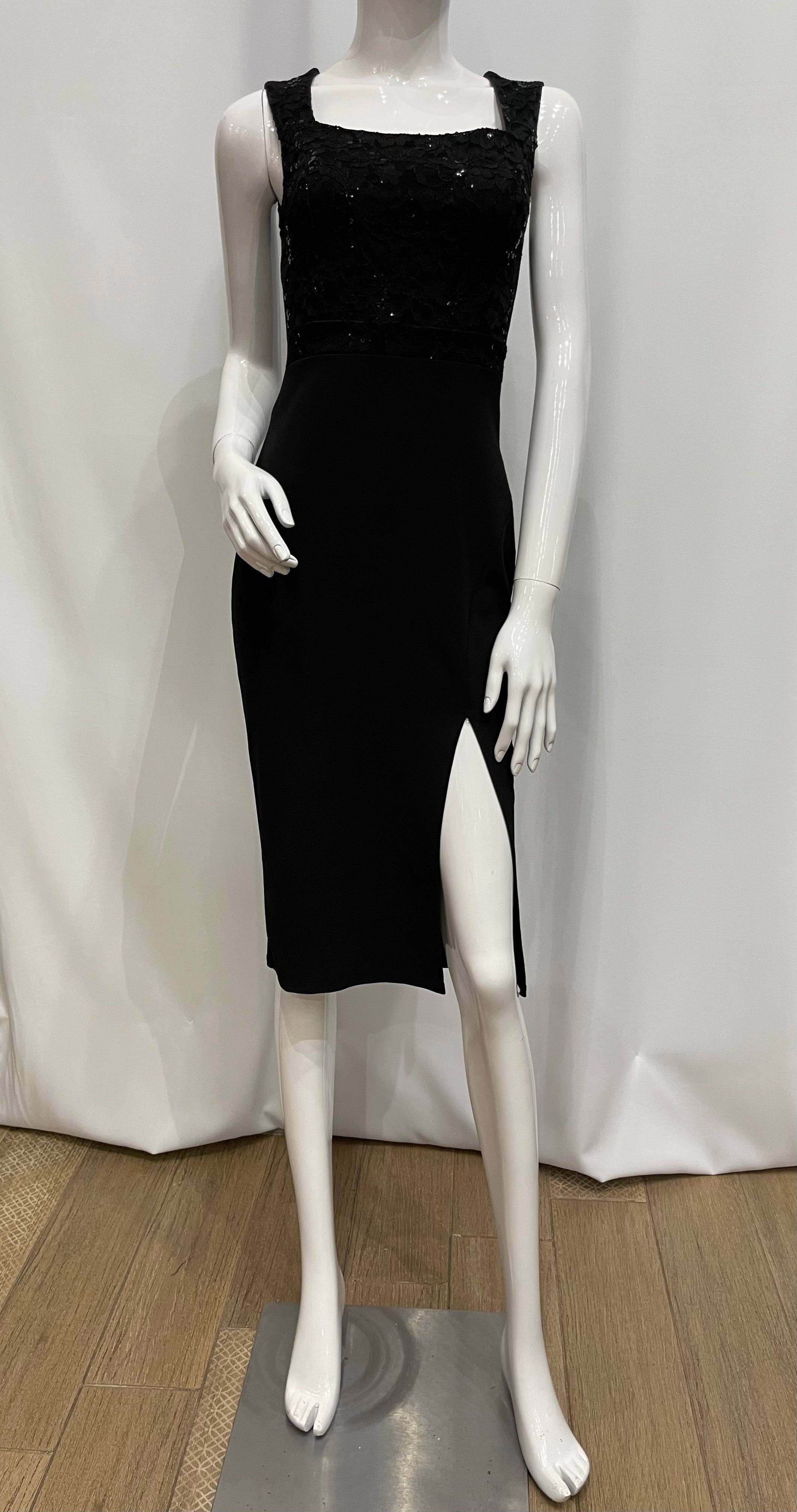 Vestido de noche desmangado