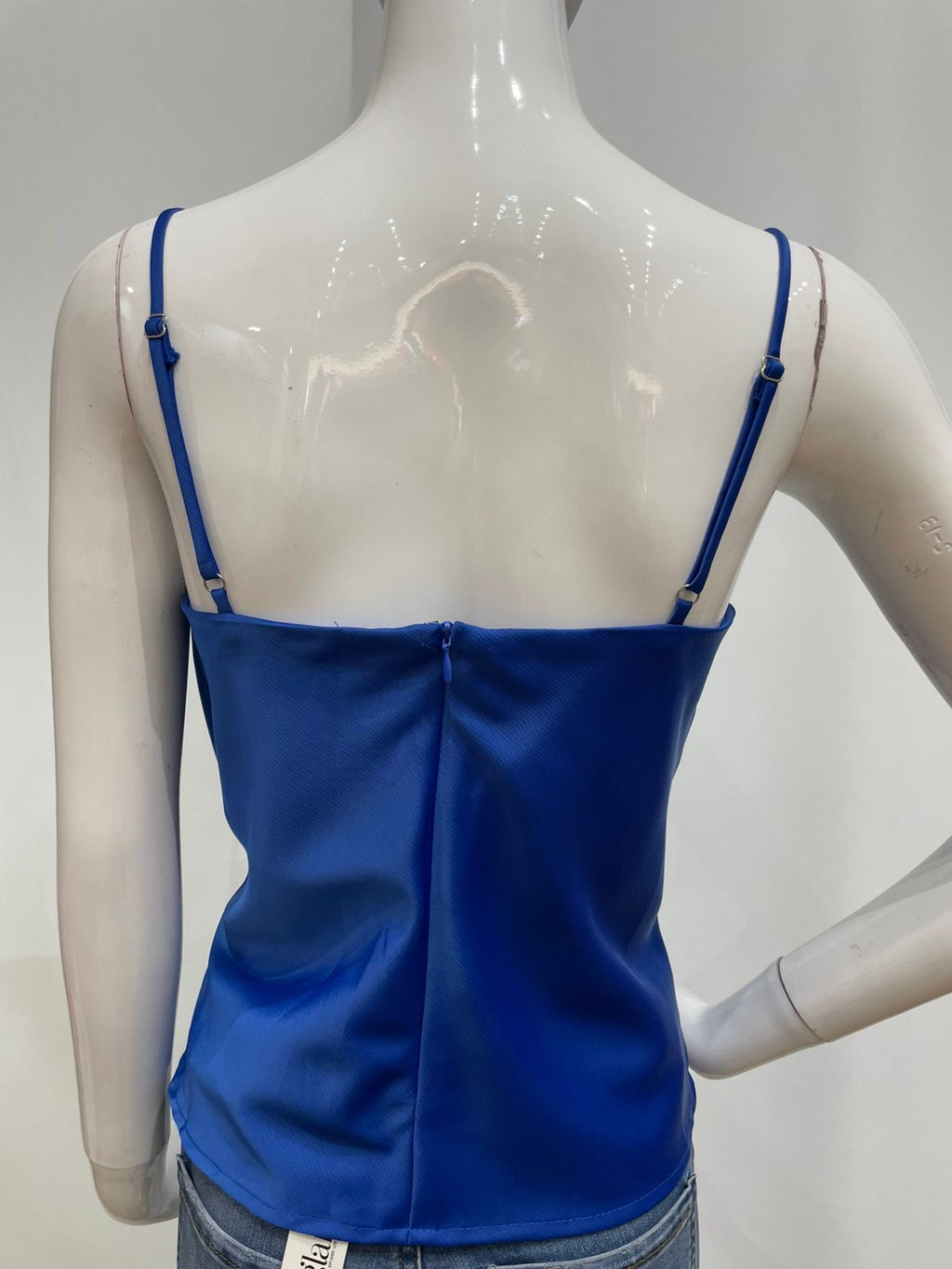 Blusa cascada tirantes