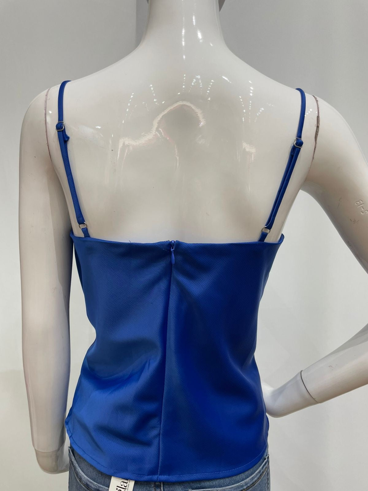 Blusa cascada tirantes