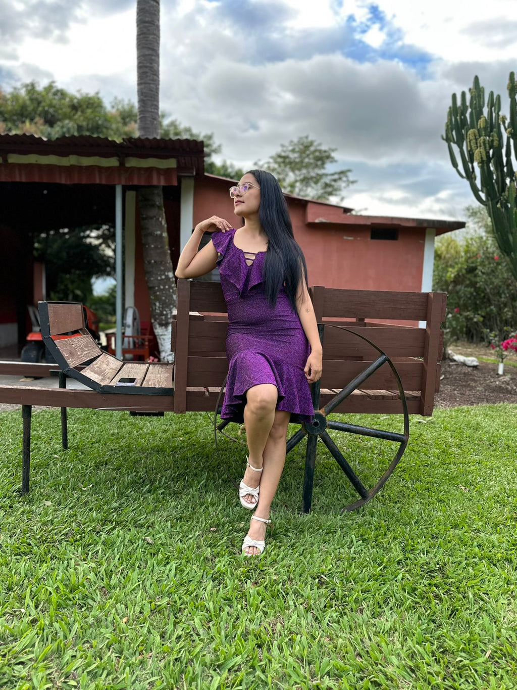 Vestido corto pegado