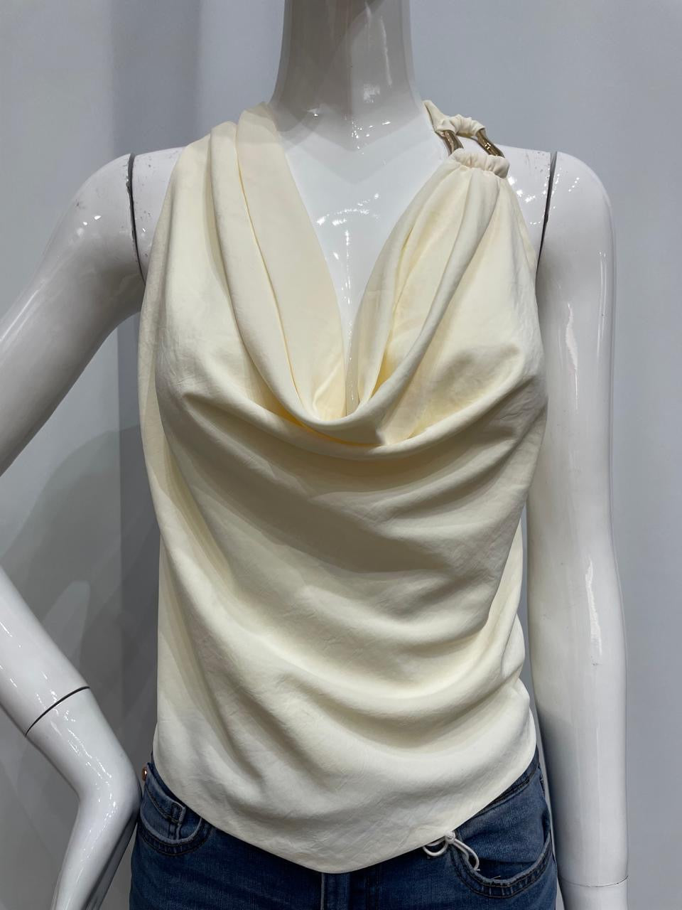 Blusa cascada