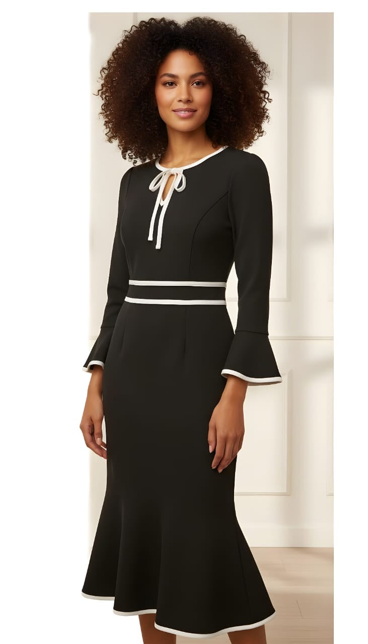 Vestido tallado con vuelo