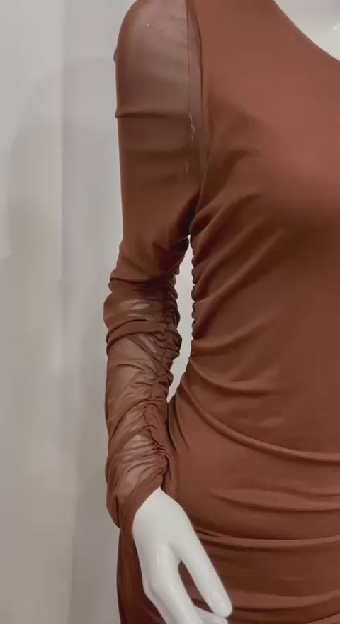 VESTIDO UN HOMBRO CAIDO